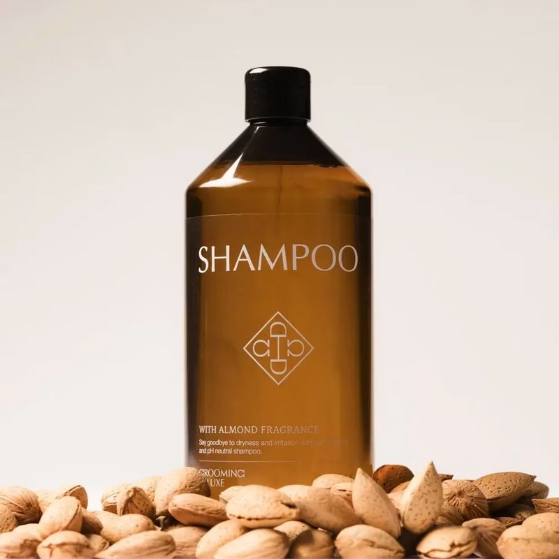 Grooming Deluxe Almond Shampoo 1L